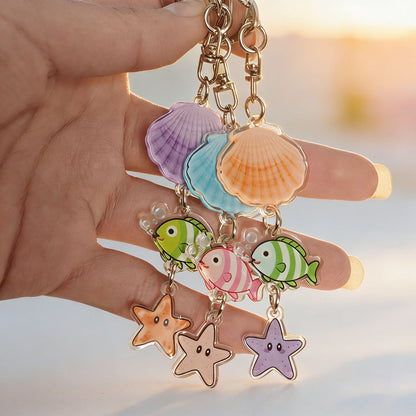 Iridescent Realistic Shell Fish Keyring – Ocean-themed Acrylic Keyring for Couples