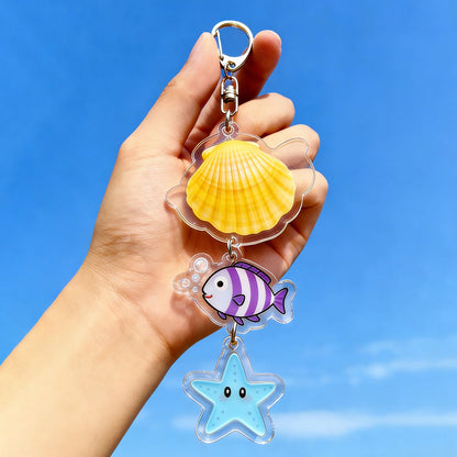 Iridescent Realistic Shell Fish Keyring – Ocean-themed Acrylic Keyring for Couples