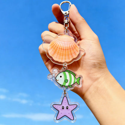 Iridescent Realistic Shell Fish Keyring – Ocean-themed Acrylic Keyring for Couples