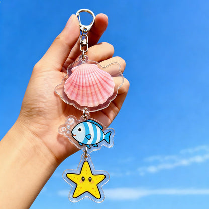 Iridescent Realistic Shell Fish Keyring – Ocean-themed Acrylic Keyring for Couples