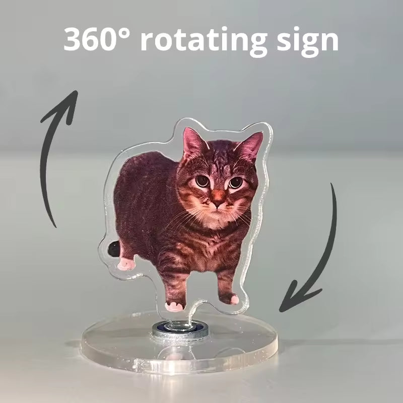 Customised 360-degree rotating acrylic cat display stand – desk decoration and stress-relief toy