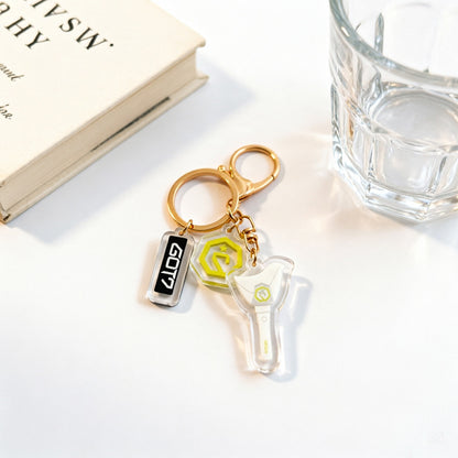 Custom Kpop Style Acrylic Light Keychain  Cartoon Photo Pendant for Gifts Souvenirs Fans